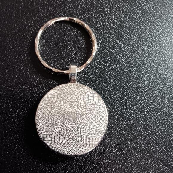 Mom Keyring (New) - Picture 2 of 3